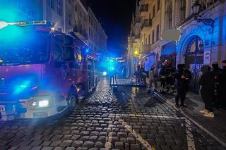 Zadymienie w popularnej toruńskiej pierogarni. Noworoczna akcja strażaków