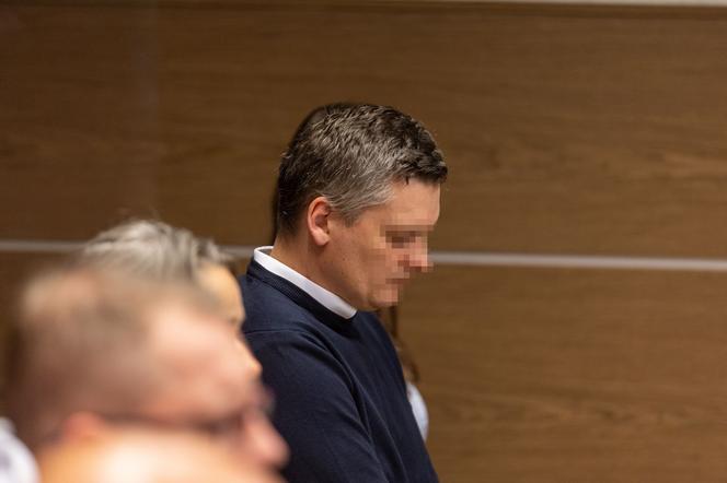 Ciężarna Gosia i 3-letnia Laura zginęły przy drodze. Mąż i ojciec zalewa się łzami. "Zabił, bo chciał ratować samochód" 