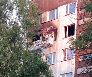 Mieszkanie w ogniu. Dramatyczna akcja gaśnicza na osiedlu