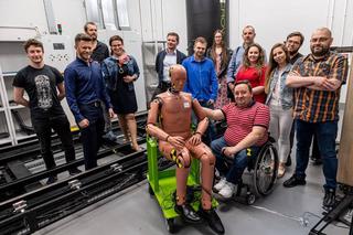 Na Politechnice Wrocławskiej powstaje off-roadowy wózek dla osób z niepełnosprawnościami. Dzięki niemu będą mogły wyruszyć w góry 