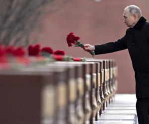 Putin śmiertelnie przerażony. Wie, jak zginie? W swoim gabinecie, strzałem w plecy