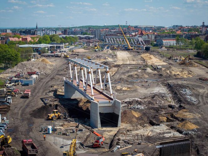 Budowa wiaduktów kolejowych w centrum Katowic – w pobliżu stacji Katowice