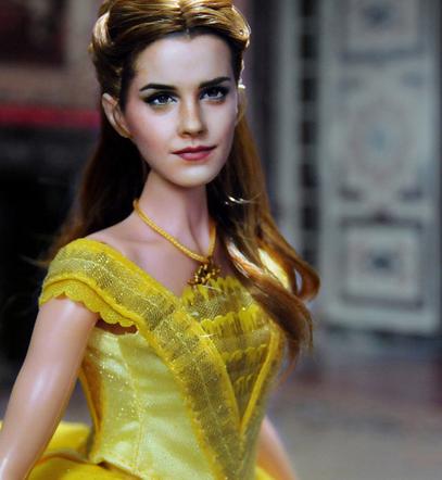 Emma Watson jako lalka