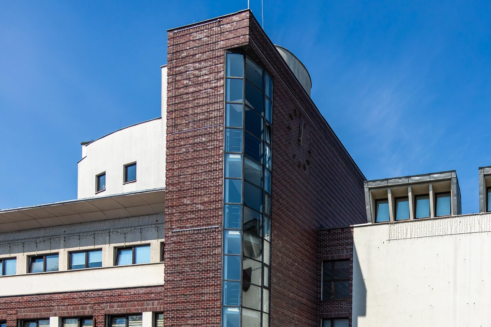 Ratusz dzielnicy Białołęka w Warszawie