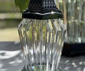 Dekoracja grobu w dobrym stylu – znicz Glamour 3.1 M, Fenix (oferowany na Zniczefenikx.pl)