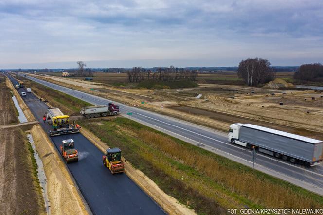 Budowa S7 na trasie Napierki - Płońsk. Zobacz postępy prac [GALERIA]