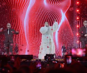 Koncert Roztańczony PGE Narodowy 2025. Na scenie gwiazdy: popu, rapu i disco polo [ZDJĘCIA]