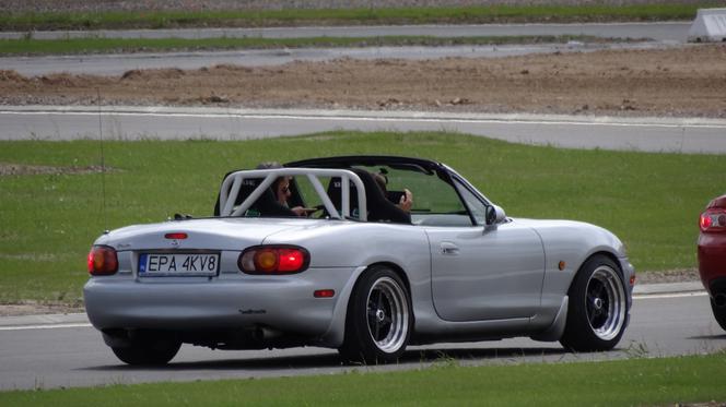 Mazda MX-5 - zlot 2014 fanów w Polsce na torze Jastrząb