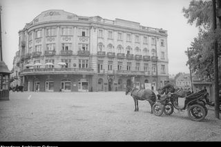 Hotel Ritz wręcz ociekał luksusem. Miał windy, marmury i elity. Dziś nie ma po nim śladu