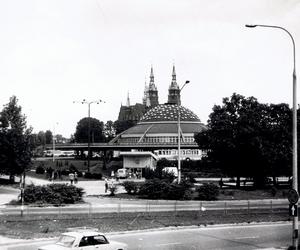 Dworzec autobusowy w Kielcach ma 40 lat! Zobacz jak się zmieniał