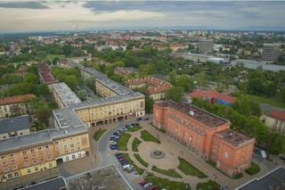 Śląska Lokacja Filmowa 2024. Zwycięzcą plebiscytu zostało tyskie osiedle A.