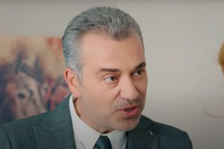 Feraye zażąda rozwodu z Bulentem.