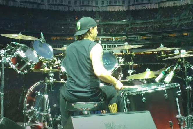 Dave Lombardo wyznał, że jego klasyczne zestawy perkusyjne, zostały jakiś czas temu skradzione