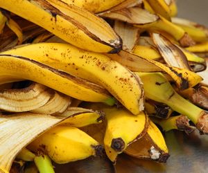 Wyrzucasz skórkę od banana? To błąd! 7 zastosowań skórki od banana