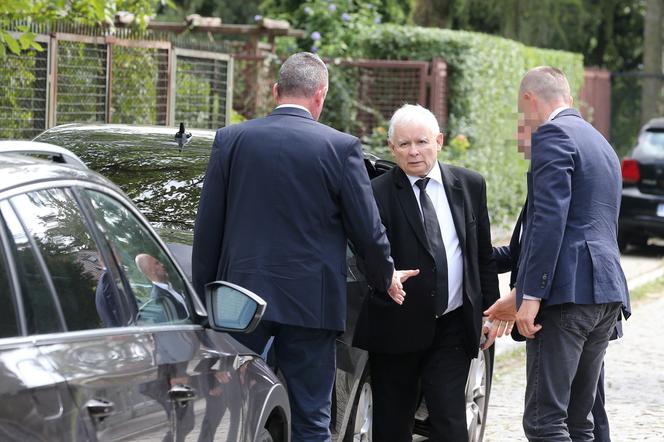 Jarosław Kaczyński pojechał do kościoła