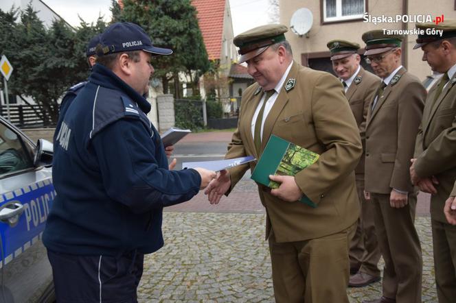 Nowy radiowóz dla policjantów Tworoga
