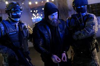 M jak miłość odc. 1802. gangster Robert (Kamil Drężek)