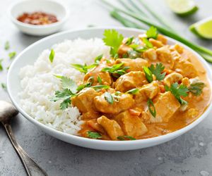 Kurczak w sosie cebulowym. Aromatyczny obiad dla całej rodziny