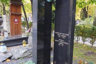 Grób Jerzego i Danuty Jarockich na Cmentarzu Rakowickim