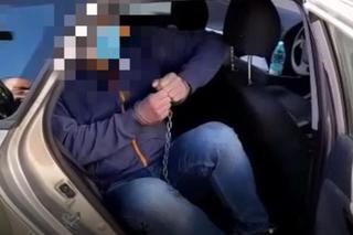 Pedofil chciał trenować dzieci z Ukrainy?! To, co u niego znaleźli, przyprawia o mdłości [WIDEO]