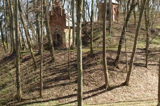 Malutką wieś nazywają Warmińską Jerozolimą. Przyciąga prawdziwe tłumy