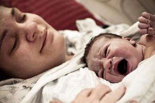 Standardy opieki okołoporodowej. 10 praw każdej rodzącej [PORADNIK]