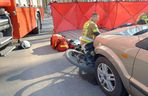 12-letni Sambor zobaczył kolegów po drugiej stronie ulicy, skręcił rowerem wprost pod auto
