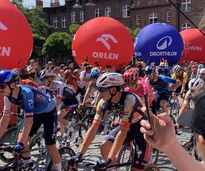 Tour de Pologne 2025. Start w Katowicach Nikiszowcu