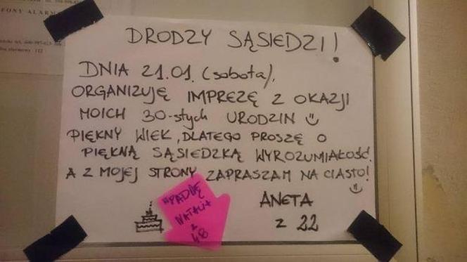 Ogłoszenia na klatkach schodowych