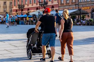 4-dniowy tydzień pracy w Polsce coraz bliżej. Szef PIP: To zmiana, która nas czeka; trwają analizy 