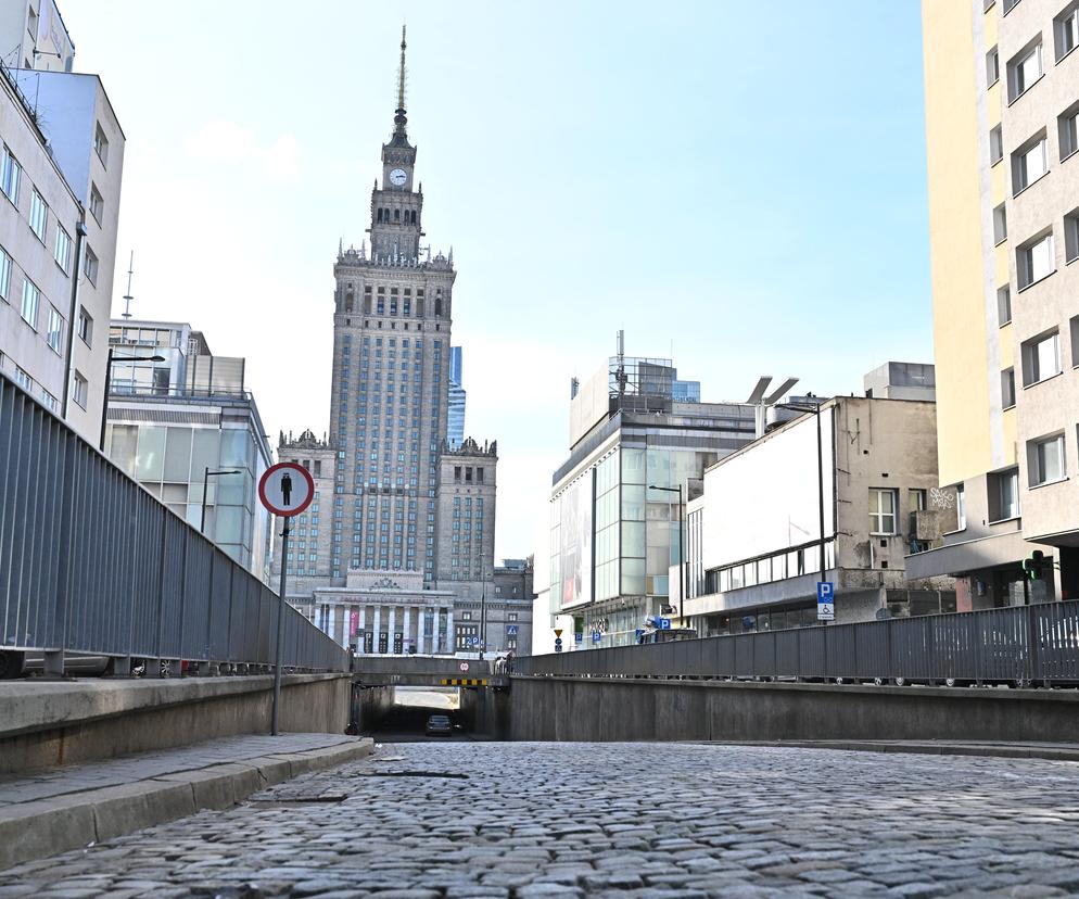 Utrudnienia w centrum Warszawy. Zamknięty tunel pod Marszałkowską generuje korki