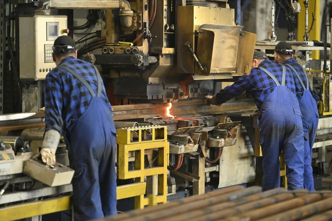 Kraków buduje Warszawie plac Zawiszy. Byliśmy w fabryce, gdzie powstanie 121 elementów wielkiej układanki