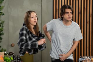 Barwy szczęścia odc. 3210. Romeo (Jacek Tyszkiewicz), Ewelina (Amelia Listwoń)