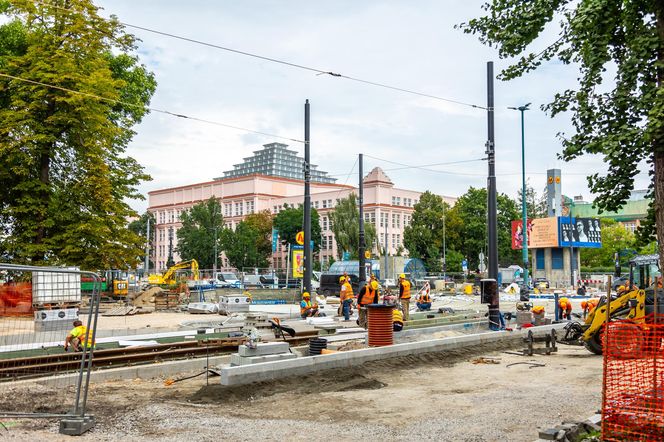 Budowa tramwaju na Rakowieckiej w Warszawie