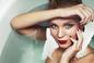 Kosmetyki wodoodporne: jak działają i jak zmyć makijaż wodoodporny?