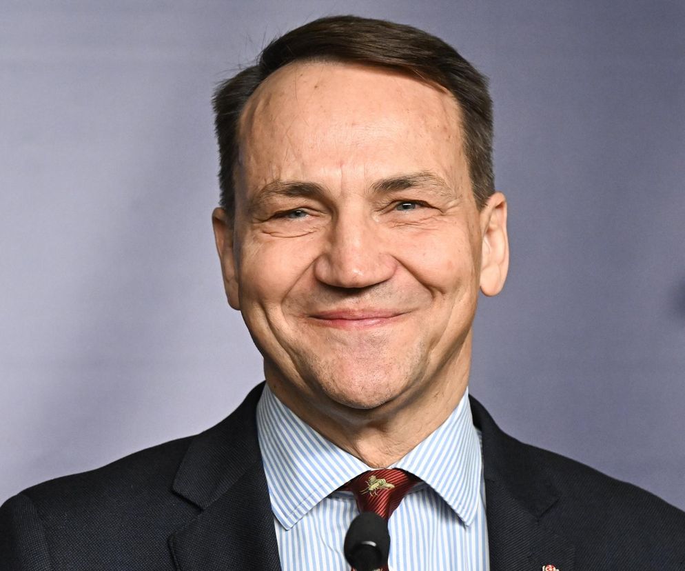 Tak naprawdę mieszka Radosław Sikorski z żoną. Sąsiedzi mówią o nich jedno