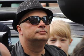 Krzysztof Skiba przesłuchany przez policję za pomnik jabola na koncercie w Ustrzykach Dolnych