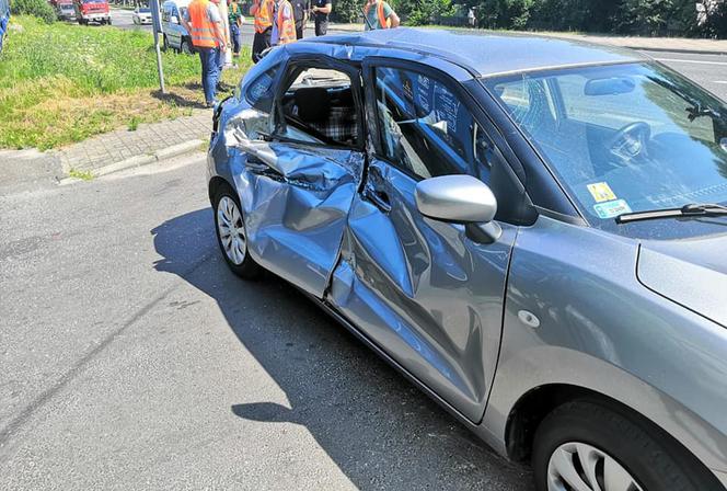 54-latek wjechał wprost pod pociąg! Dramatyczny wypadek w Koninie 