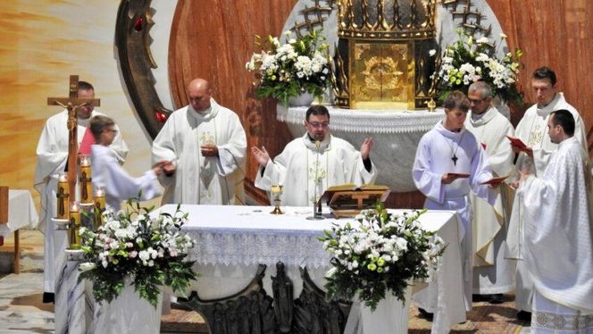 W Bielsku-Białej pochowano 164 nienarodzonych dzieci. "Nie mówicie, że utraciliście dziecko. Ono żyje"