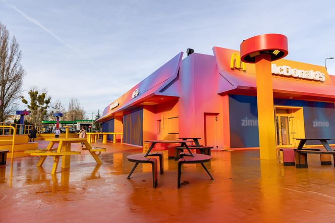 Taki widok na premierze Burgera Drwala w McDonalds. Wielkie zaskoczenie.