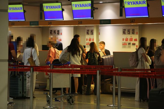 Marcin Hakiel z rodziną lecą na wakacje