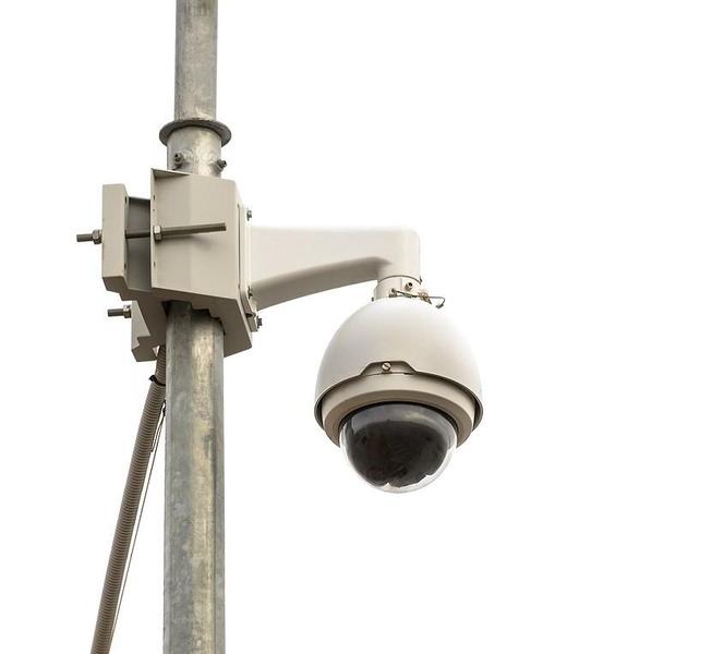 Kamery monitoringu w Warszawie będą wyposażone w sztuczną inteligencję. Będzie bezpieczniej?