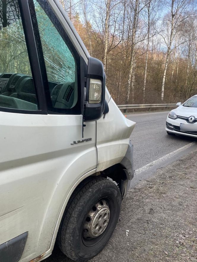 Śmiertelne potrącenie rowerzysty w gminie Kłomnice. Mężczyzna zmarł mimo reanimacji