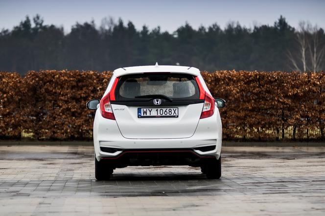 Honda Jazz Dynamic 1.5 i-VTEC 130 KM MT