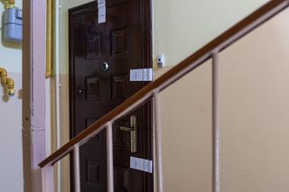 Zadał żonie 20 ciosów nożem i poszedł na policję o tym opowiedzieć.