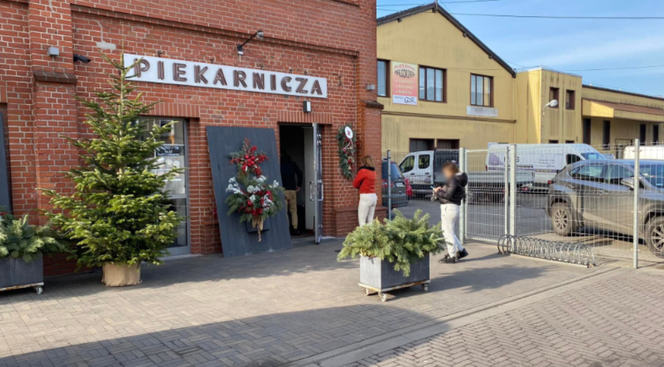 Kolejki po pączki na deptaku w Zielonej Górze