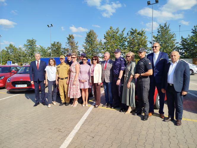 Siedlecki WORD wymienił starą flotę pojazdów egzaminacyjnych na nowe samochody marki Suzuki Swift