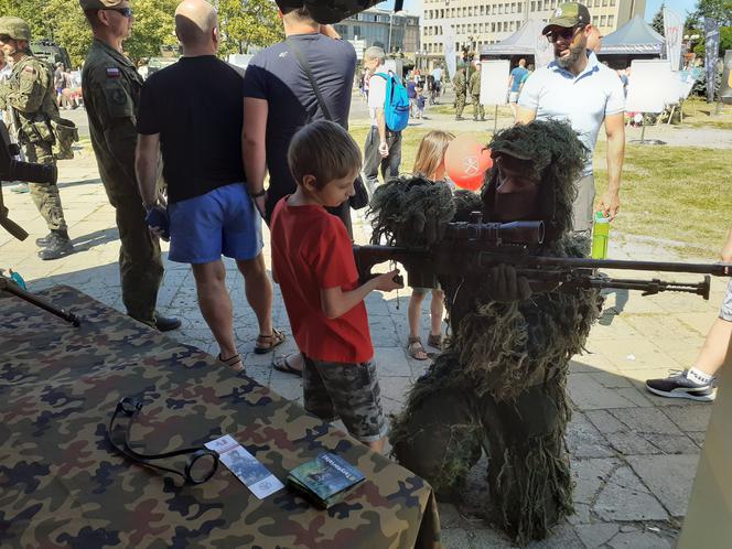 Obchody Święta Wojska Polskiego w Siedlcach i wystawa sprzętu wojskowego