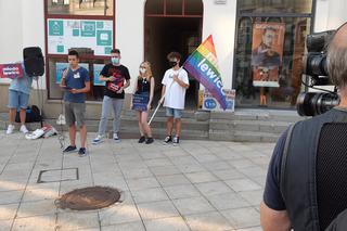 Tak protestowali mieszkańcy Tarnowa! Wsparcie dla telewizji TVN