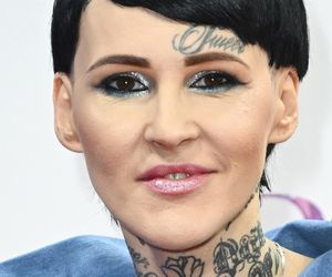 Chylińska nieźle się zmieniła. Duże usta i gładka twarz. Poznajecie ją jeszcze?